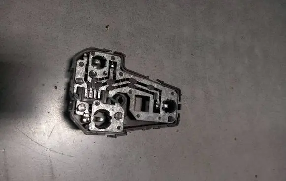 Ford Galaxy Tail light bulb cover holder 7M5945257