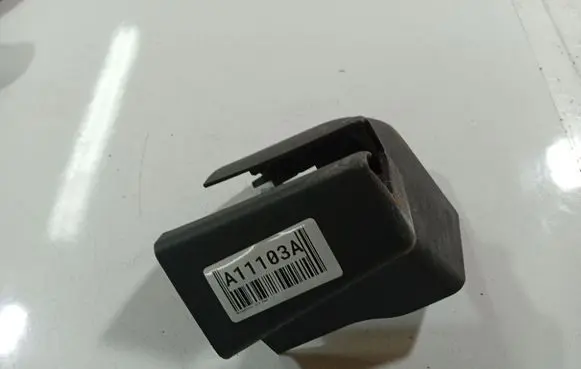 Mitsubishi Colt Other interior part MN157172