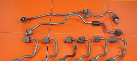 Mercedes-Benz CLS C219 Fuel injector supply line/pipe 642920