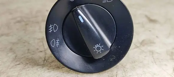 Ford Galaxy Light switch 109928 6900A19
