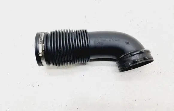 Mercedes-Benz B W246 W242 Air intake duct part A6510902242