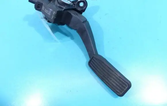 Honda HR-V Accelerator throttle pedal 12196040743 IMPRK1265842