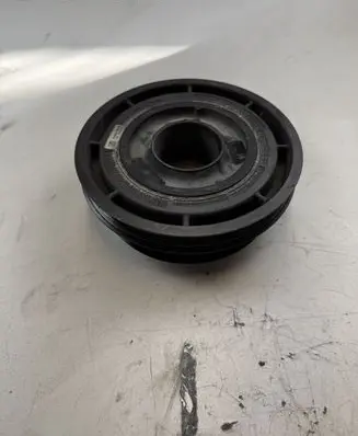 Nissan Navara D23 Crankshaft pulley 123031297R