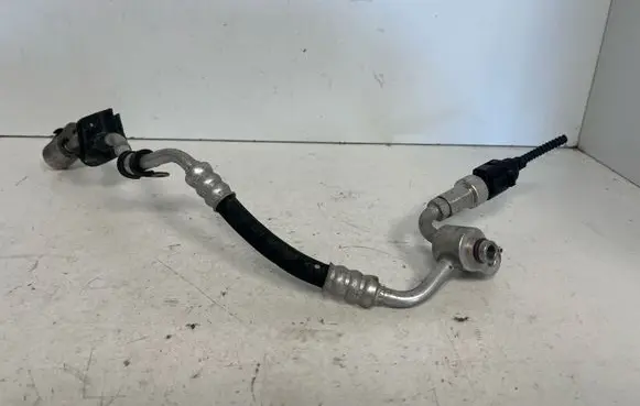 Audi Q7 4L Air conditioning (A/C) pipe/hose 7L6820741