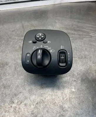 Mercedes-Benz C W203 Light switch A2035450604 04058515