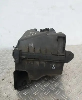 Toyota Verso Air filter box 0R05