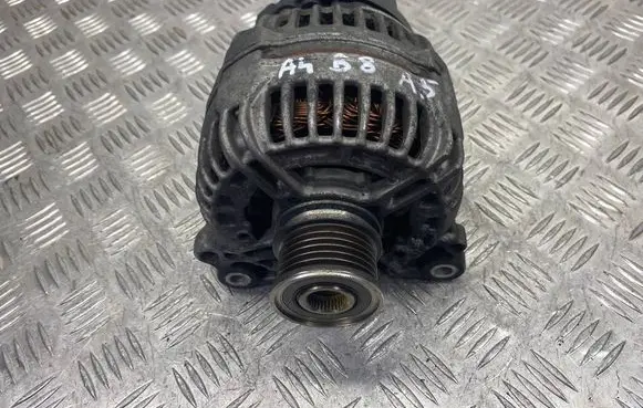 Audi A4 S4 B8 8K Generator/alternator 03G903016E