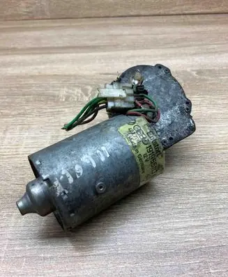 Volkswagen Golf II Wiper motor 191955113A