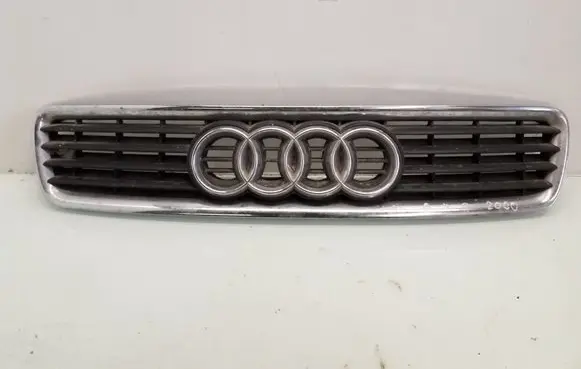 Audi A4 S4 B5 8D Front bumper upper radiator grill 8D0853651R