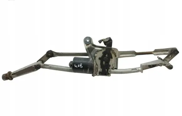 Volvo S60 Front wiper linkage and motor 8648343