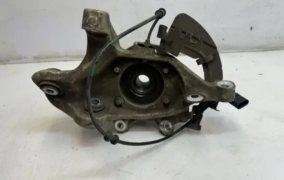 Mercedes-Benz E W213 Rear wheel hub A2133572600