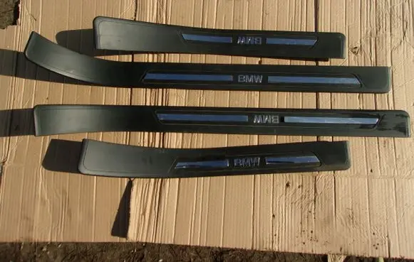 BMW 7 E38 Foot area side trim 
