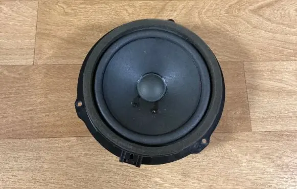 Ford C-MAX II Front door speaker AA6T18808AA 497930 1M813C