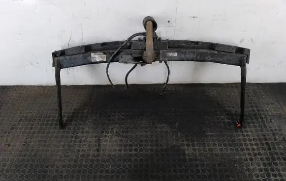 Volkswagen PASSAT B6 Tow bar 3C0803880B