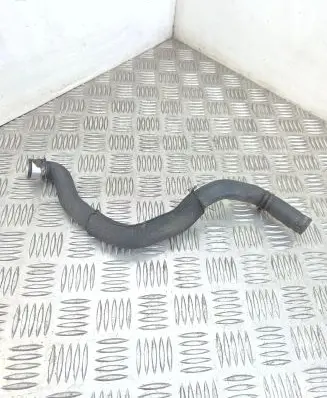 Mercedes-Benz C W204 Engine coolant pipe/hose A2045010928