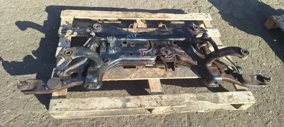 Mazda 5 Front subframe