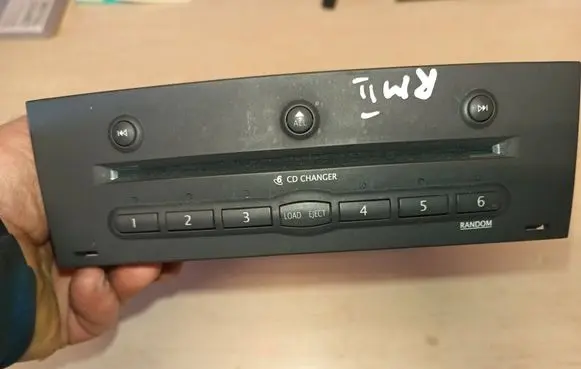 Renault Megane II CD/DVD changer 8200485082