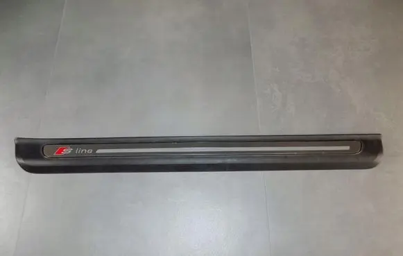 Audi TT TTS RS Mk3 8S Front sill trim cover 8S0853492A