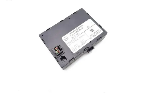 Mercedes-Benz E W211 Gateway control module A2114452600 A2115403545