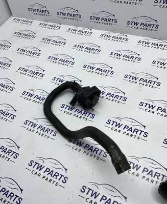 Mercedes-Benz E AMG W213 Engine coolant pipe/hose 2138300603