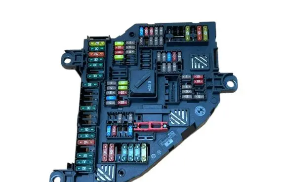 BMW 6 F12 F13 Fuse module 9252813 01861157 317033451