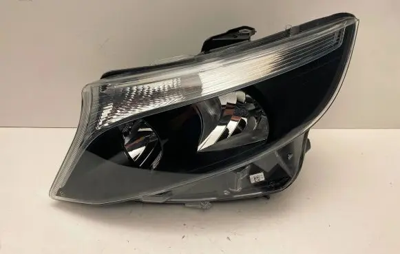 Mercedes-Benz Vito Viano W447 Headlight/headlamp A4479067700