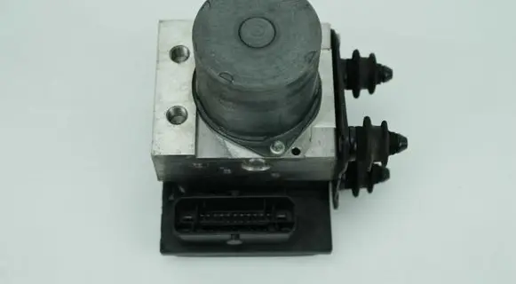 Audi A4 S4 B8 8K ABS Pump 8K0907379BJ