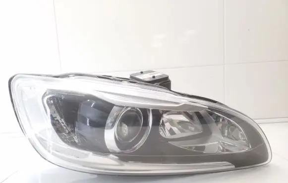 Volvo V60 Headlight/headlamp 31420109 90053126