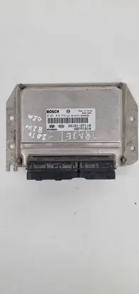 Hyundai Trajet Engine control unit/module 0281010578