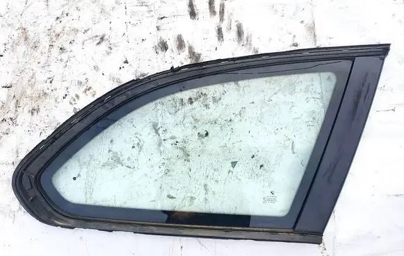 BMW 5 GT F07 Rear side window