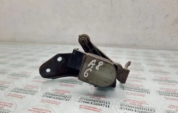 Audi A8 S8 D3 4E Rear air suspension level height sensor 4E0907503C