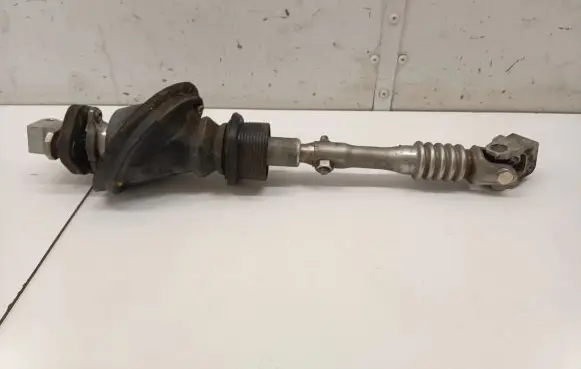 BMW 6 F06 Gran coupe Steering column universal joint 6790490