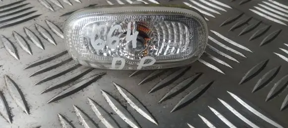 KIA Carens I Front fender indicator light 923033K0