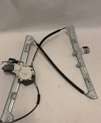 Mitsubishi Colt Front door window regulator with motor