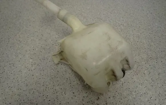 Honda Jazz Windshield washer fluid reservoir/tank