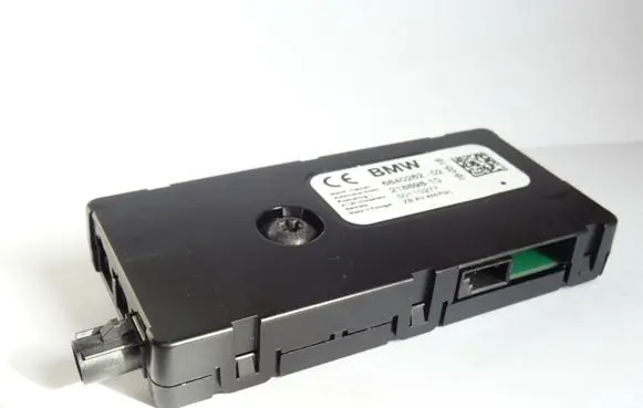 BMW X4 G02 Aerial antenna amplifier 6840262