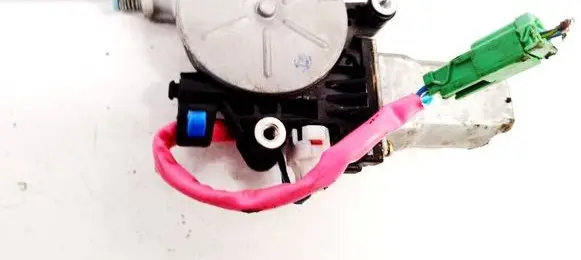Honda CR-V Rear door window regulator motor 