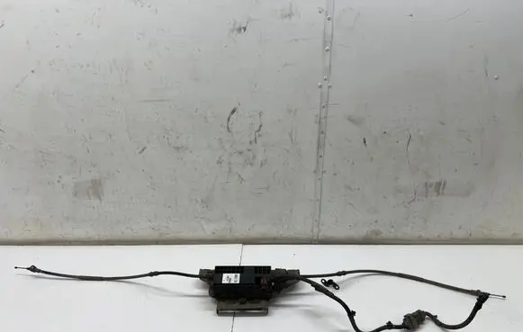 Maserati Ghibli Hand brake control module 670035348