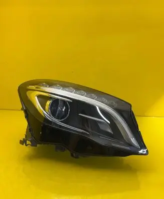 Mercedes-Benz GLA W156 Headlight/headlamp A1569061800