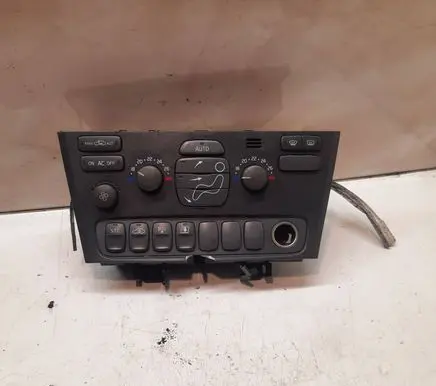 Volvo V70 Climate control unit 9452368