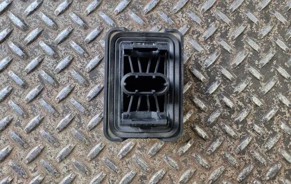 BMW 2 F44 Jacking socket point 7123311