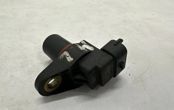 Mercedes-Benz R W251 Camshaft position sensor A0051531328