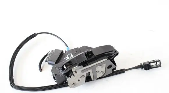 Ford C-MAX II Coupe door lock (next to the handle) AM5AU21813DF