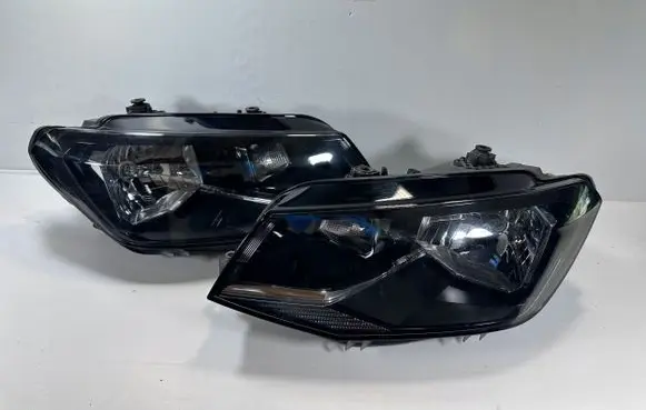Volkswagen Caddy Headlights/headlamps set 