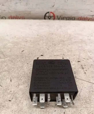 Volkswagen PASSAT B5 Other relay 5KG00656804 4B0919471