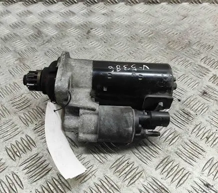 Volkswagen PASSAT B7 Starter motor 02Z911024H