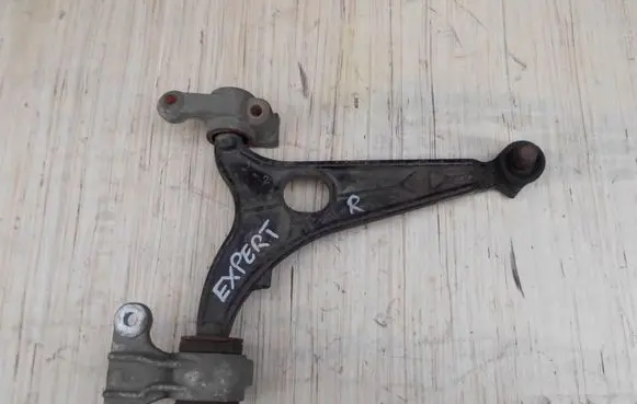 Peugeot Expert Front lower control arm/wishbone 65566556