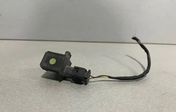 BMW 4 F32 F33 Airbag deployment crash/impact sensor 9196042 65779196042