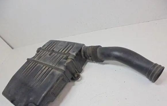 Air filter box