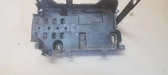 Opel Mokka X Battery tray 95933269